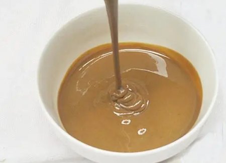 在芝麻醬中加入花生醬是假的嗎?